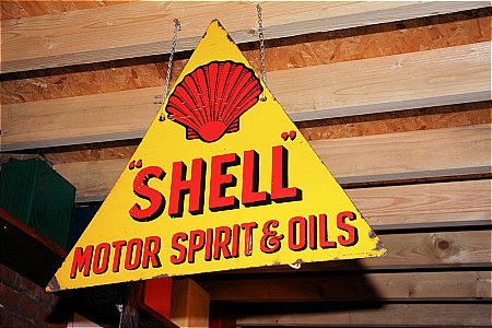 SHELL MOTOR OIL - click to enlarge